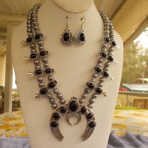 SQUASH BLOSSOM necklace set in black and silver to